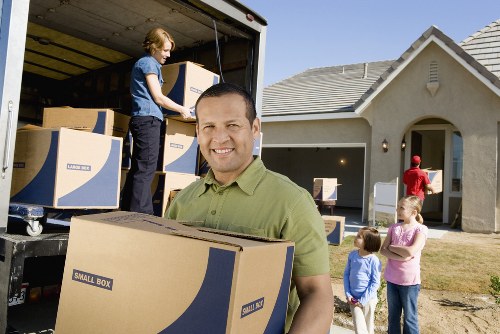 Careful loading and delivery support for Belsize Park moving jobs